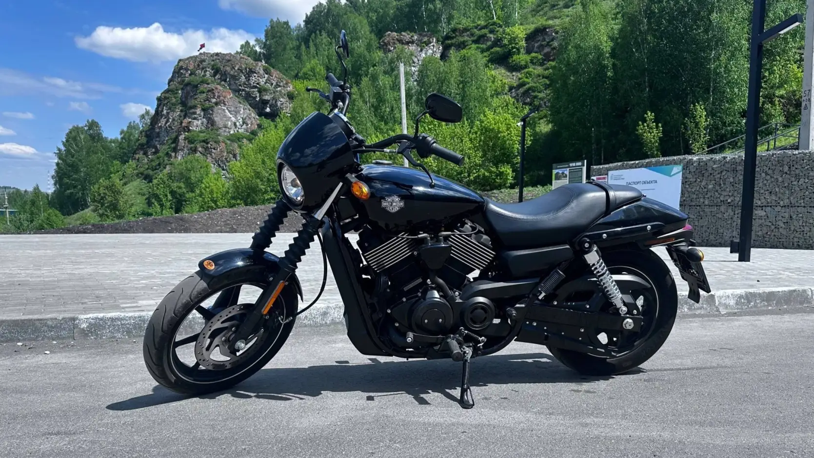 harley-davidson 750 street